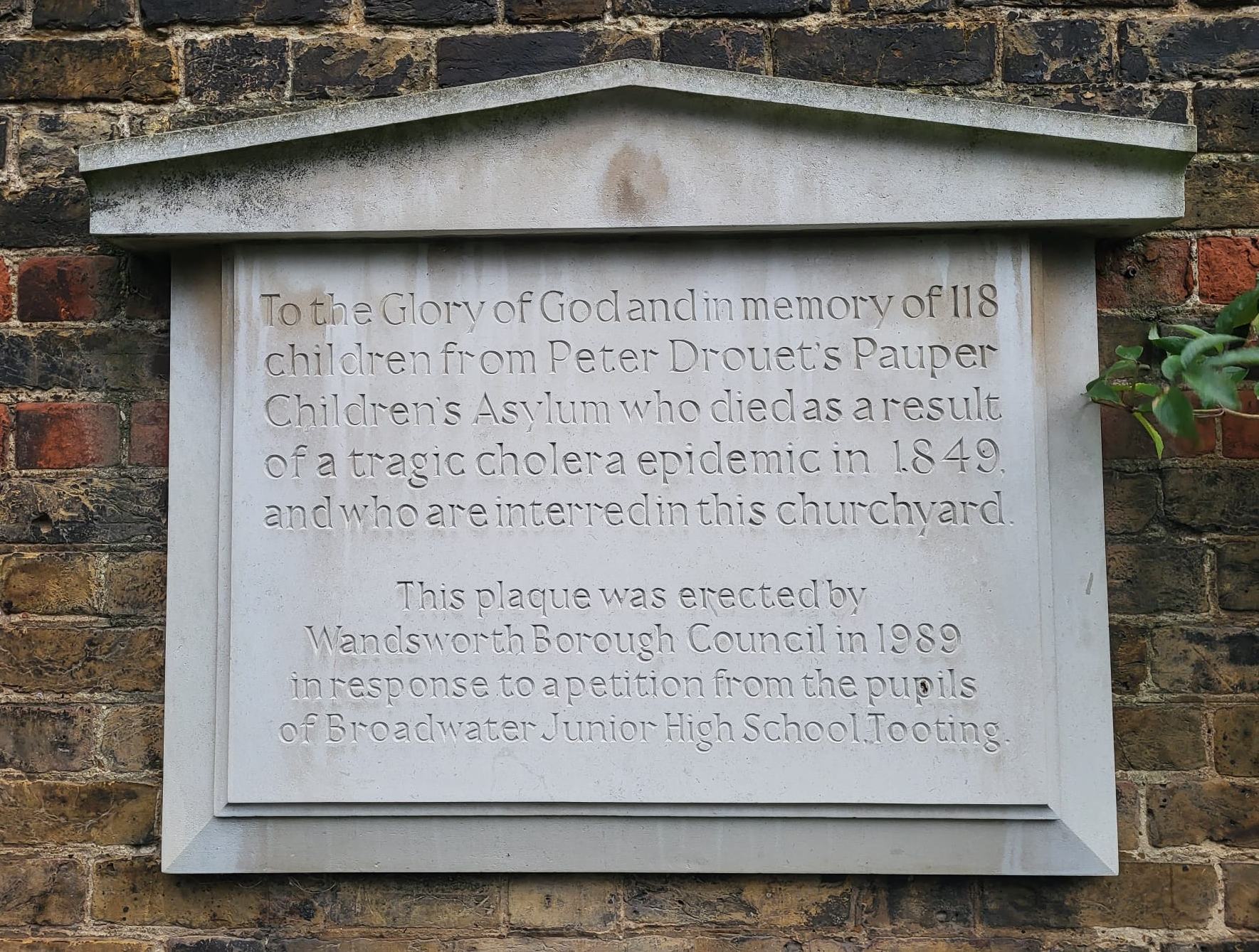 Memorial plaque at St Nicholas Church, Tooting, Copyright Graeme Coles-Andrew